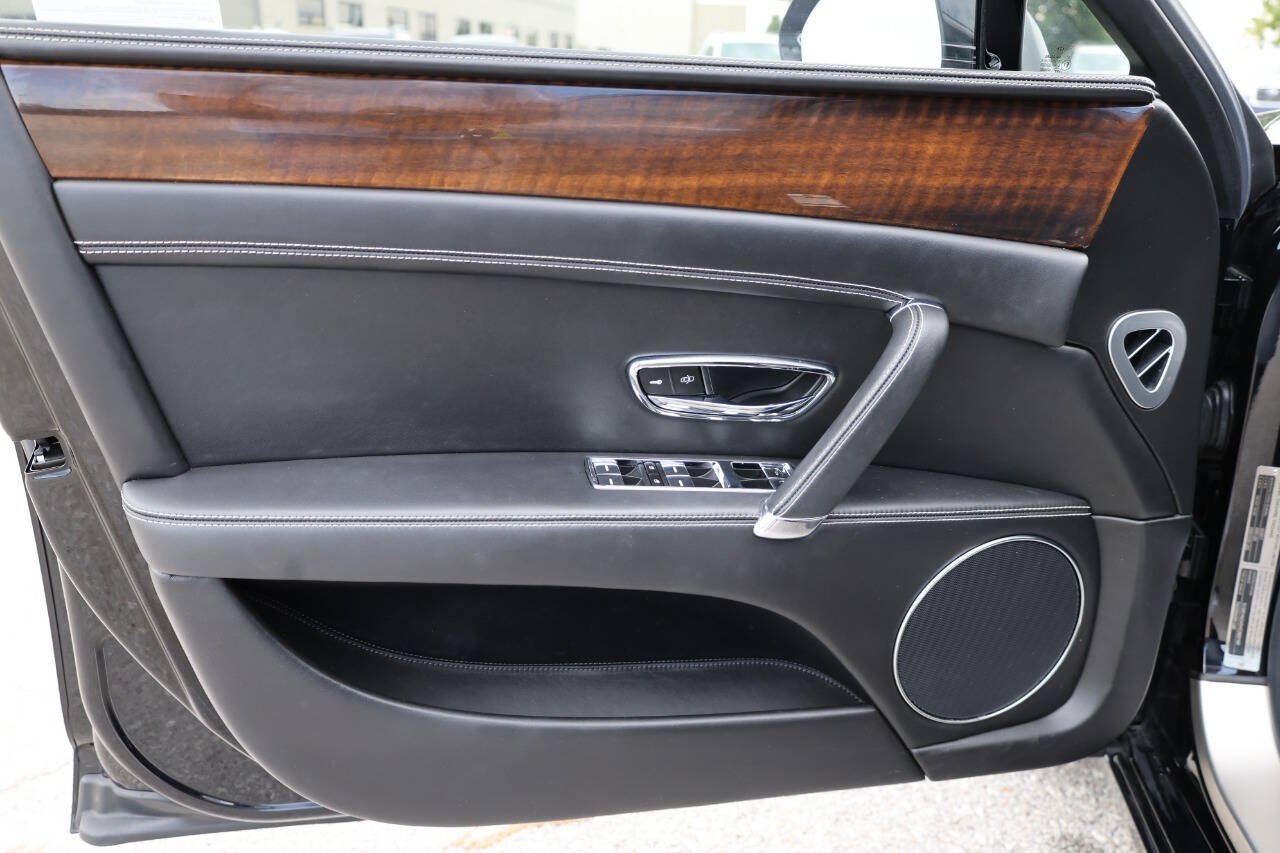 Used 2017 Bentley Flying Spur S V8 AWD/4WD image 12