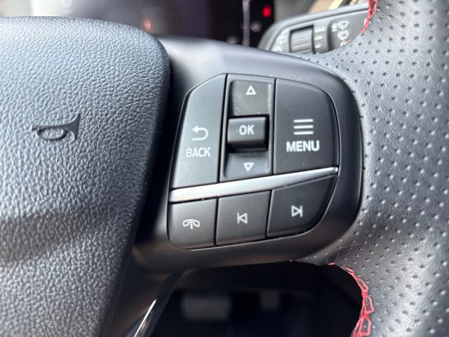 Used 2025 Ford Escape ST-Line Select AWD/4WD image 19