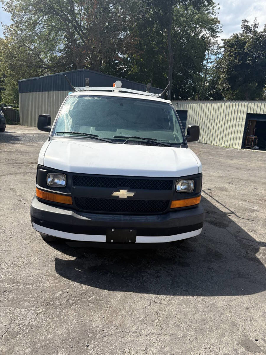 Used 2014 Chevrolet Express 1500 image 5