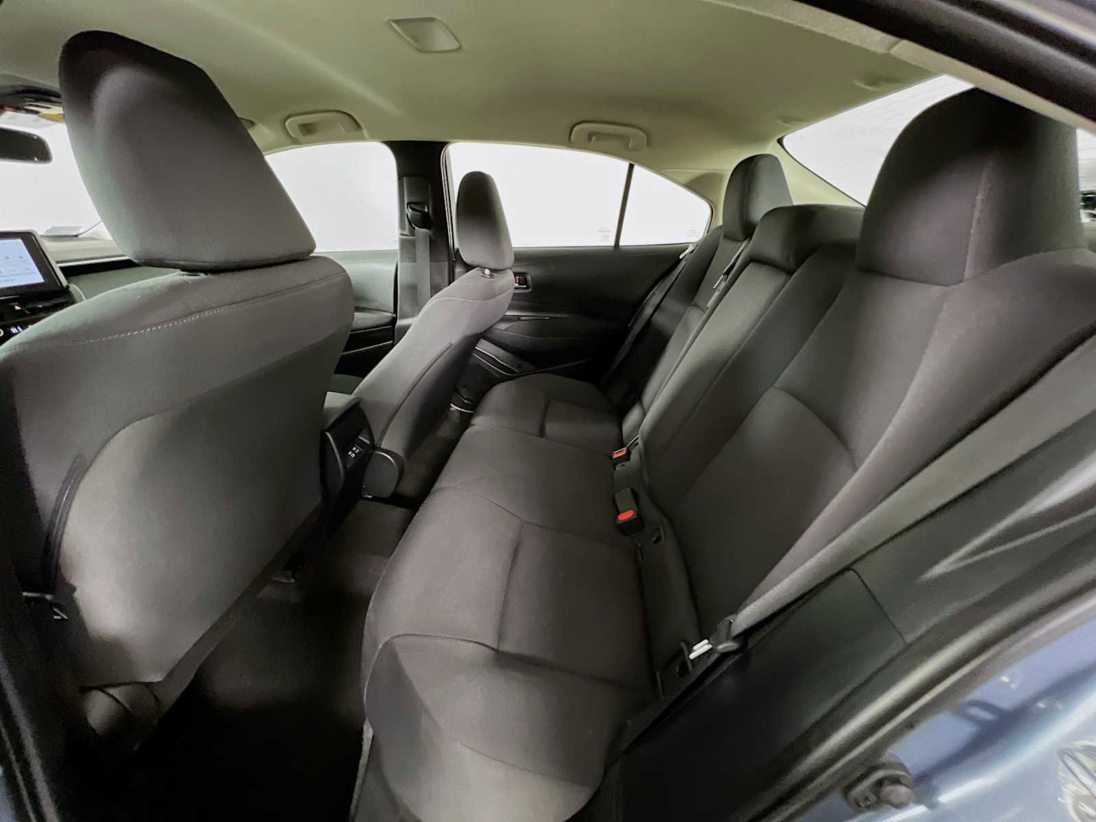 Used 2024 Toyota Corolla LE image 23