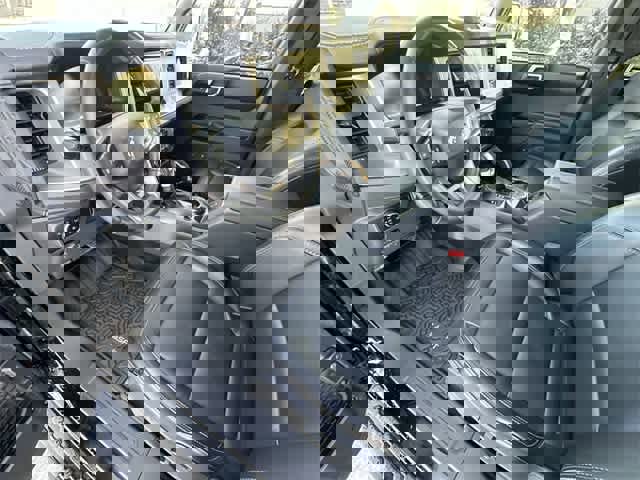 Used 2025 Ford Bronco Outer Banks image 16