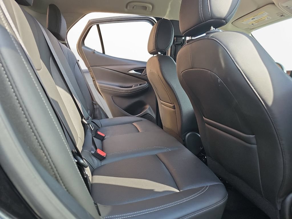 Used 2024 Buick Encore GX Sport Touring AWD/4WD image 11