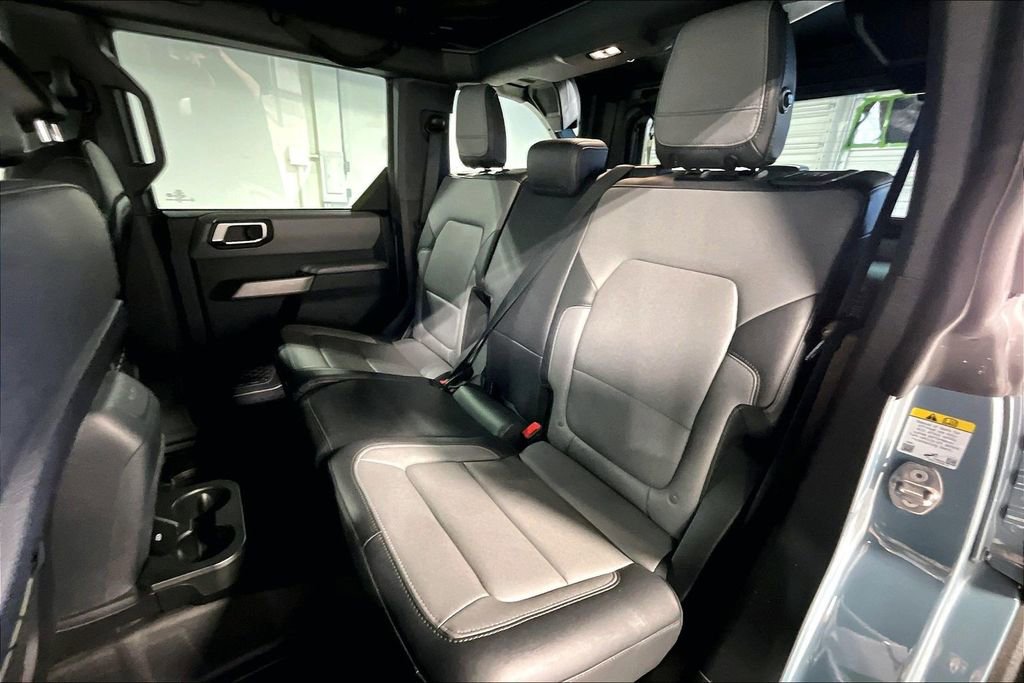 Used 2023 Ford Bronco Everglades image 34