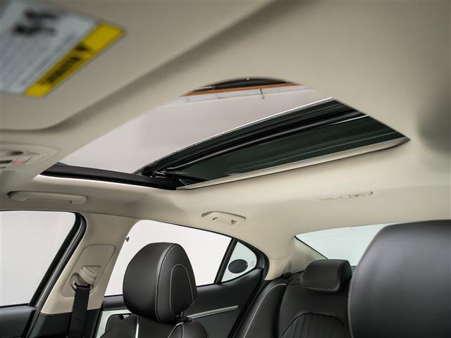 New 2026 Genesis G70 2.5T Prestige image 16