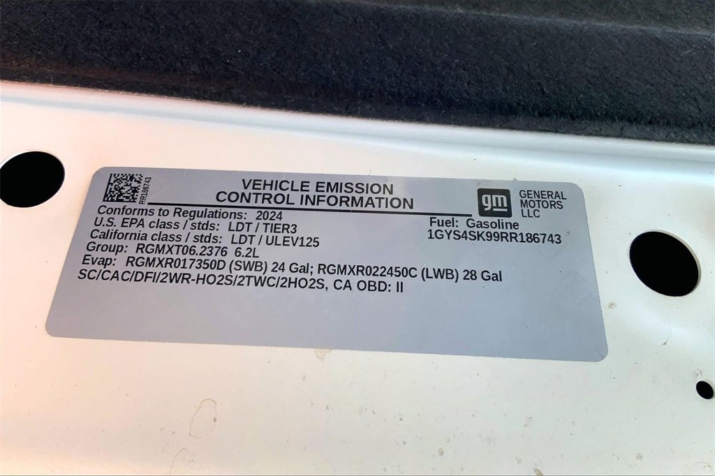 Certified 2024 Cadillac Escalade ESV V w/ LPO, ONYX Package image 29