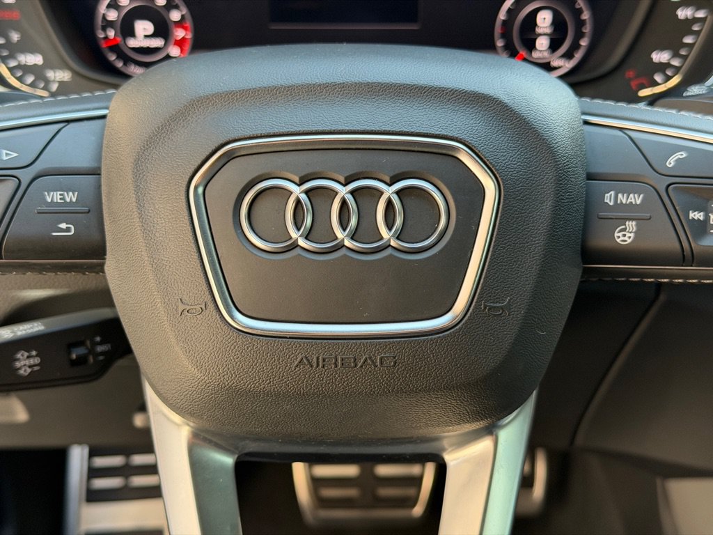 Used 2018 Audi SQ5 Prestige AWD/4WD image 34