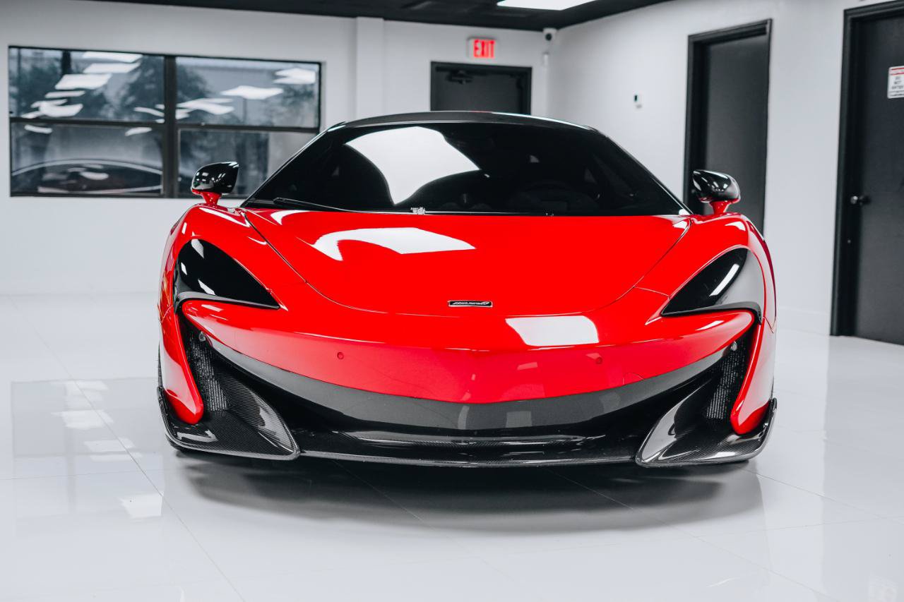 Used 2019 McLaren 600LT RWD image 3