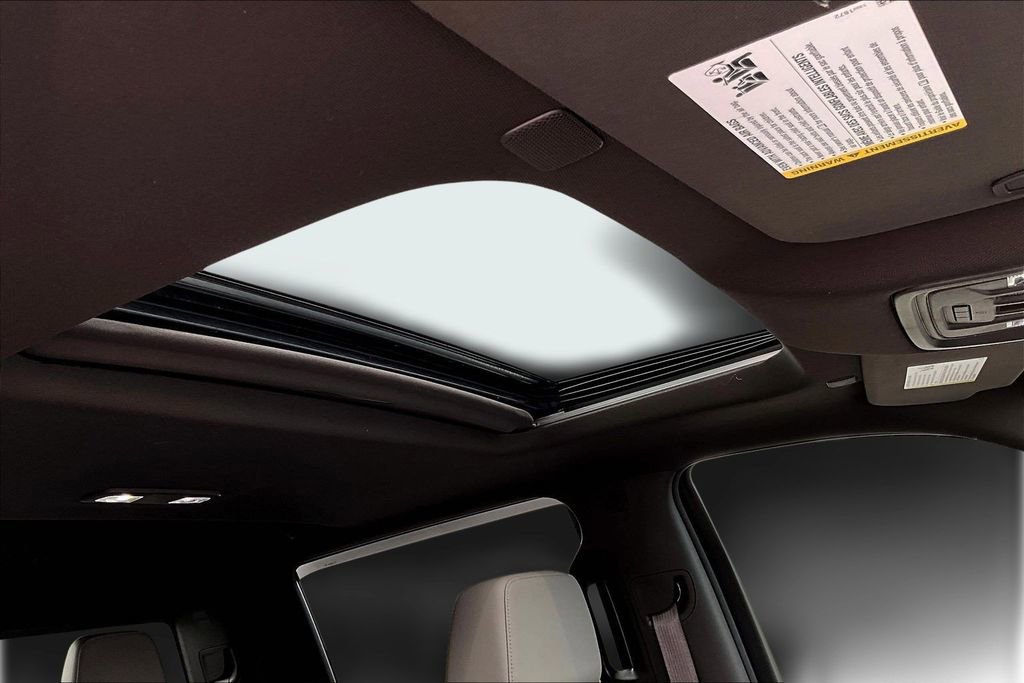 Used 2021 Chevrolet Silverado 1500 LTZ w/ LTZ Premium Package image 30