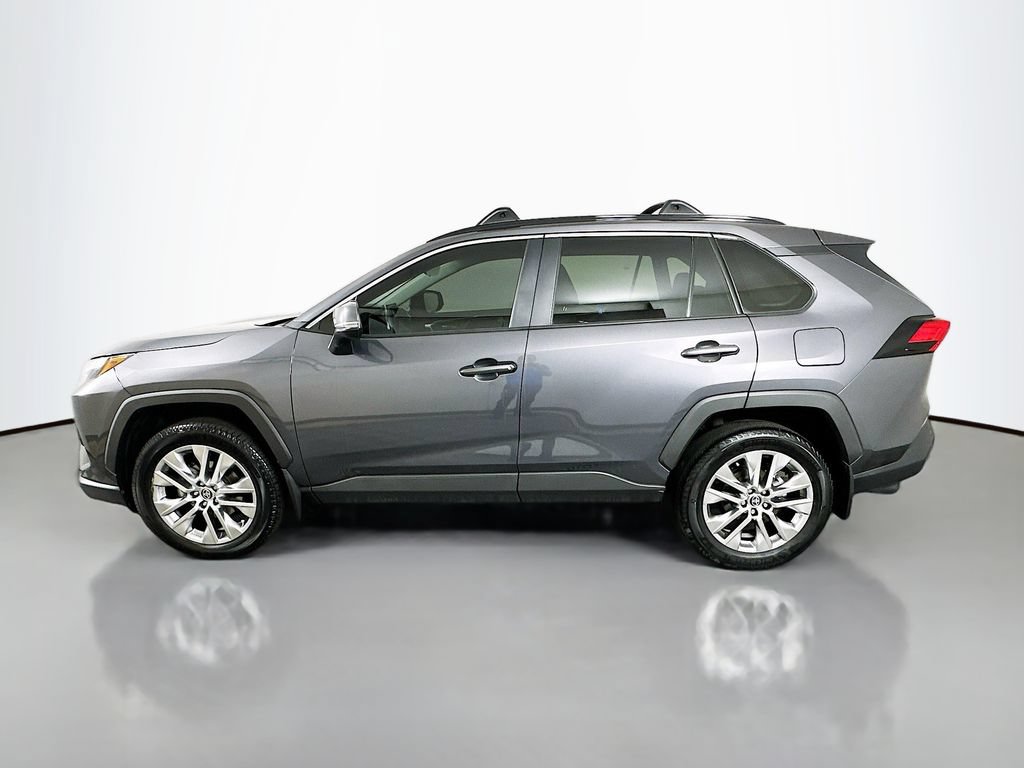 Used 2024 Toyota RAV4 XLE Premium FWD image 8