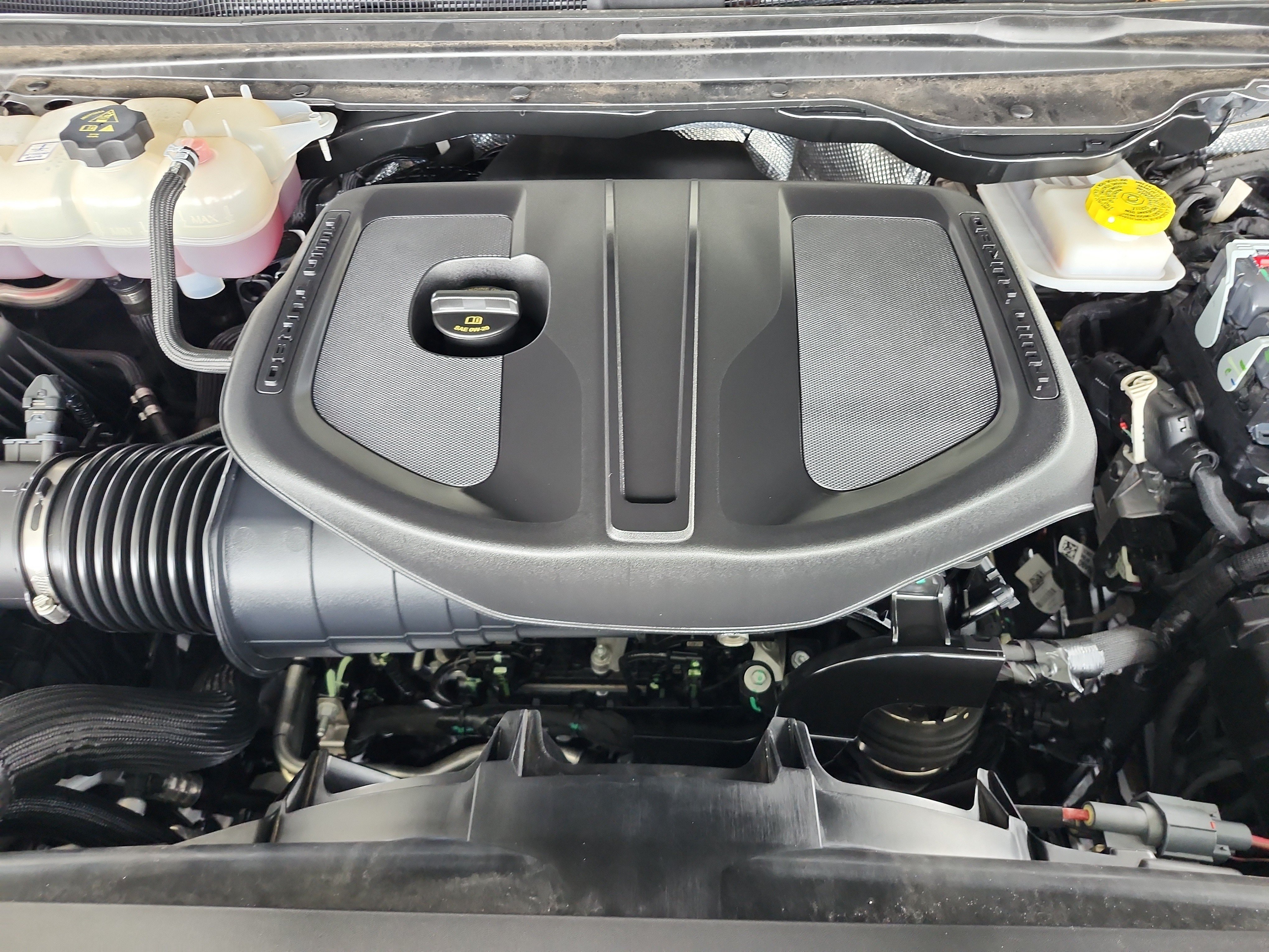 Used 2025 RAM 1500 Laramie w/ Night Edition AWD/4WD image 23