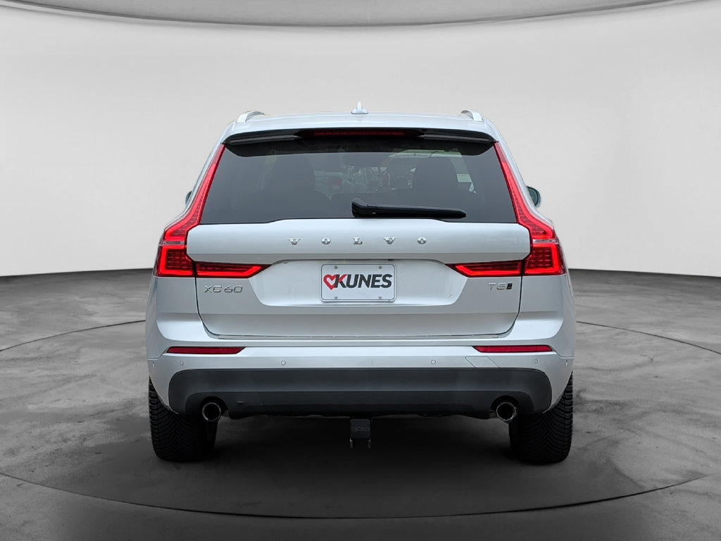 Used 2019 Volvo XC60 T5 Momentum w/ Premium Package AWD/4WD image 6