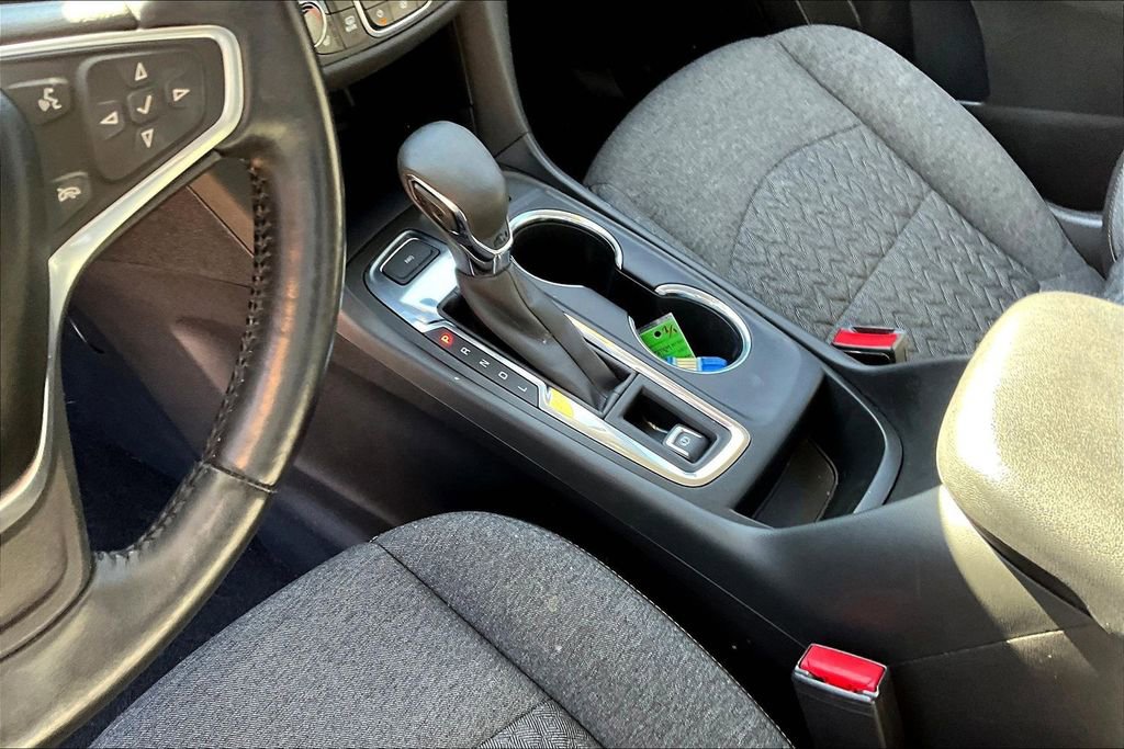 Used 2022 Chevrolet Equinox LT image 16