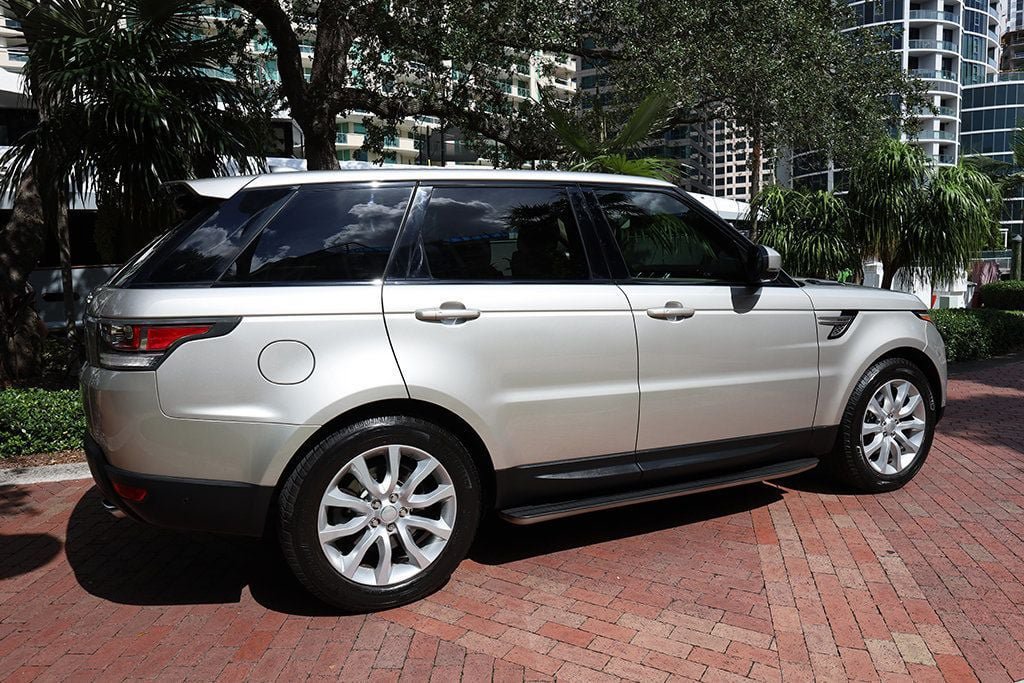 Used 2017 Land Rover Range Rover Sport HSE AWD/4WD image 19