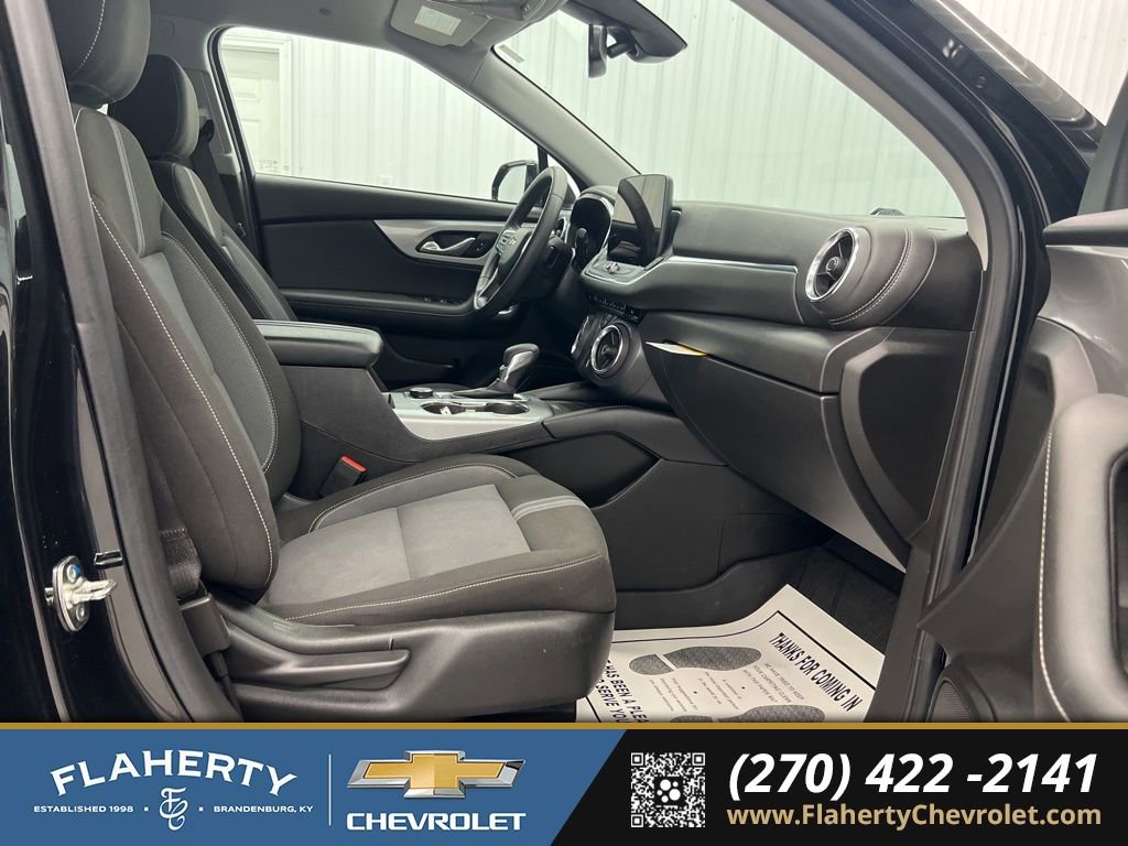 Used 2024 Chevrolet Blazer LT w/ Convenience Package image 15
