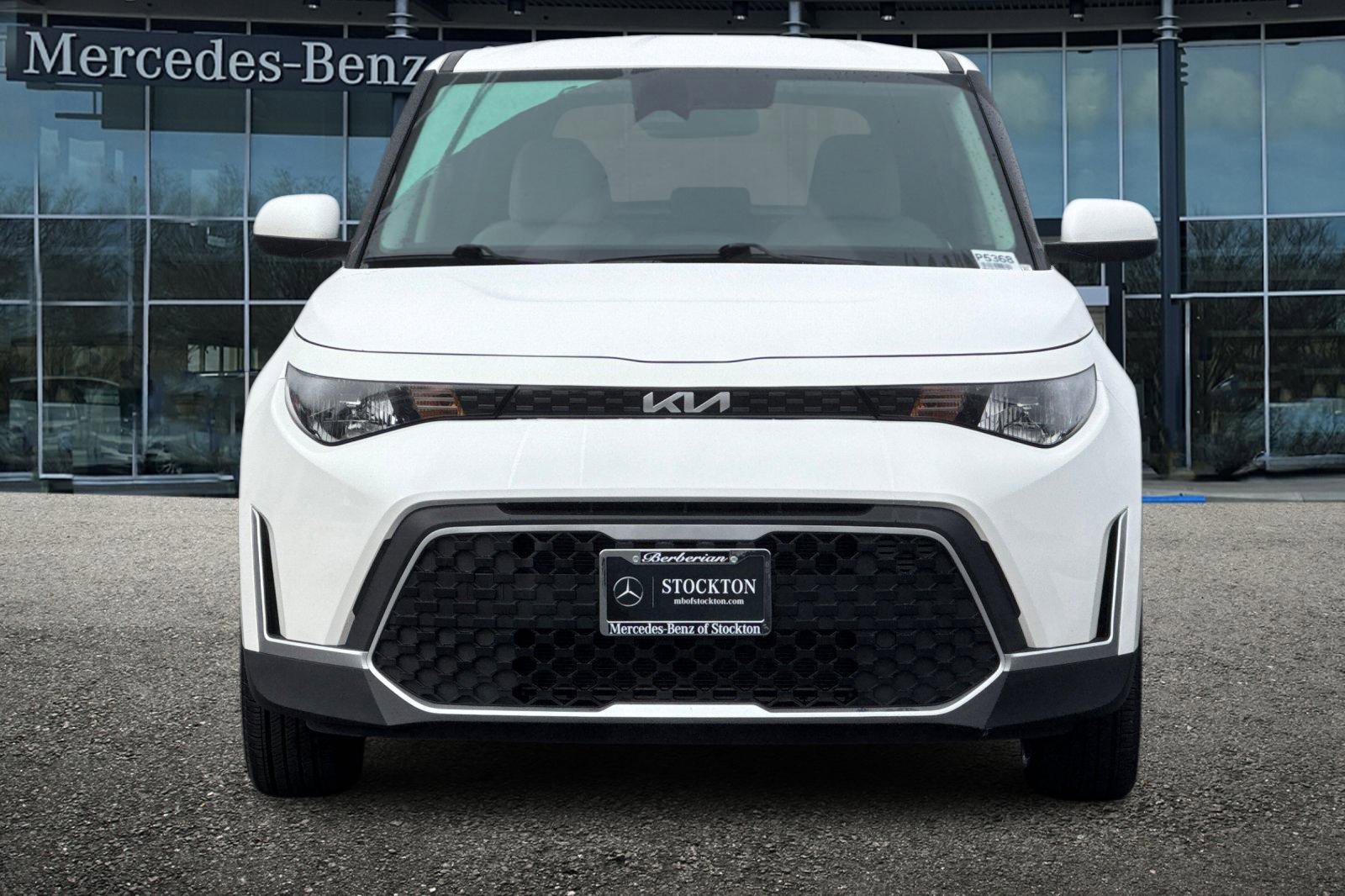 Used 2023 Kia Soul LX w/ LX Technology Package image 9