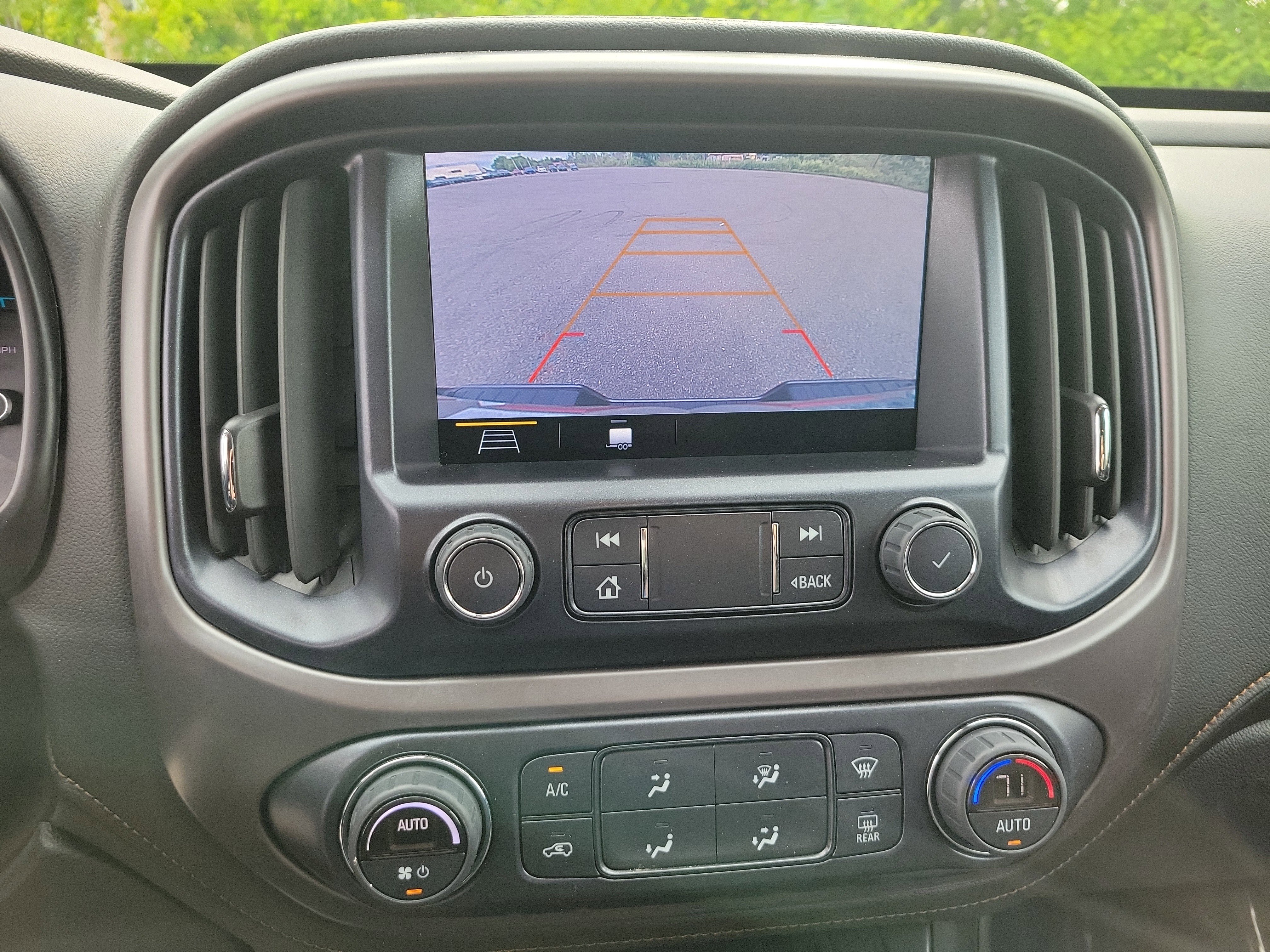 Used 2022 GMC Canyon AT4 w/ Trailering Package AWD/4WD image 26