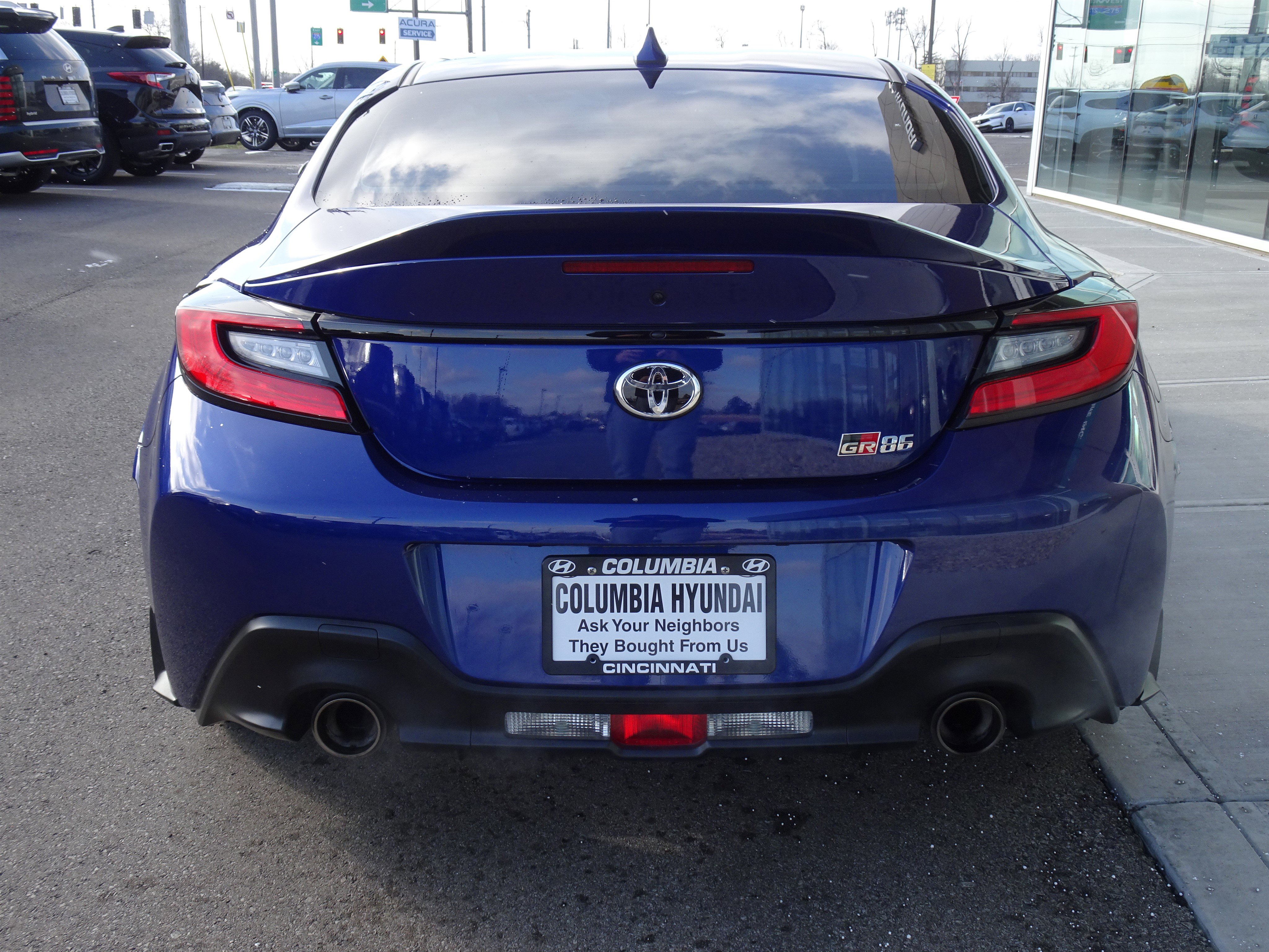 Used 2022 Toyota GR86 Premium w/ ALL Weather Mat Package (TMS) image 4