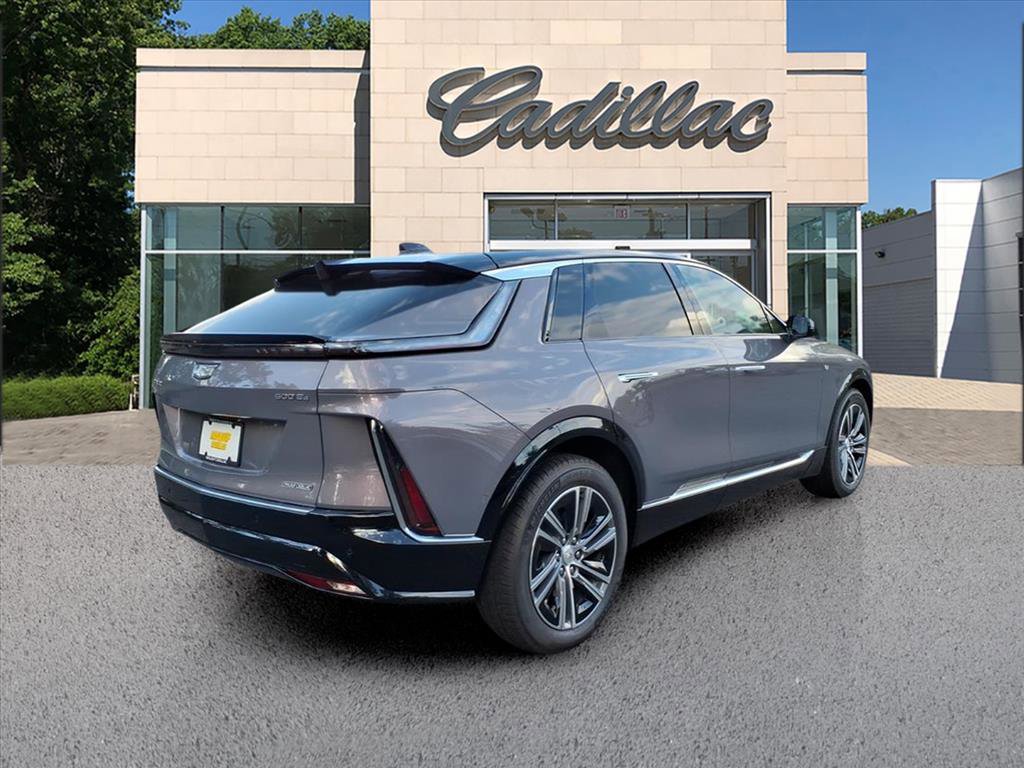 New 2026 Cadillac Lyriq Luxury image 5