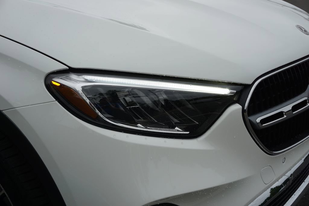 New 2026 Mercedes-Benz GLC 300 4MATIC image 10