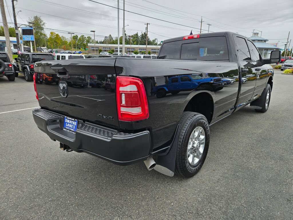 Used 2024 RAM 3500 Tradesman w/ Convenience Group AWD/4WD image 5