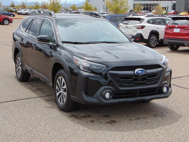 Certified 2025 Subaru Outback Premium AWD/4WD image 9