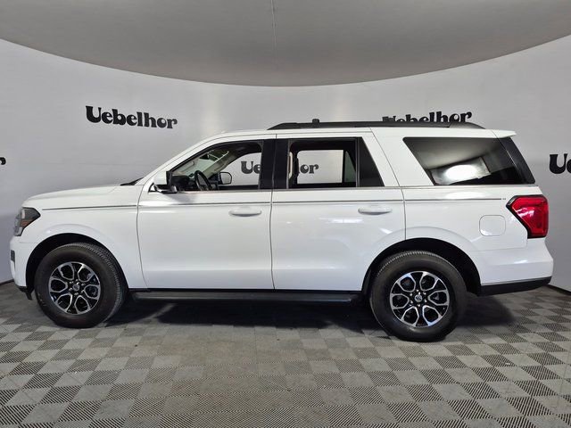 Used 2022 Ford Expedition XLT image 4