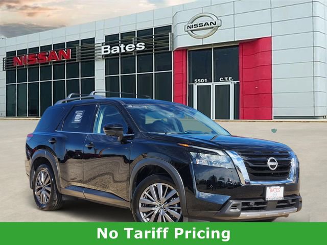 Certified 2025 Nissan Pathfinder SL w/ SL Premium Package image 1