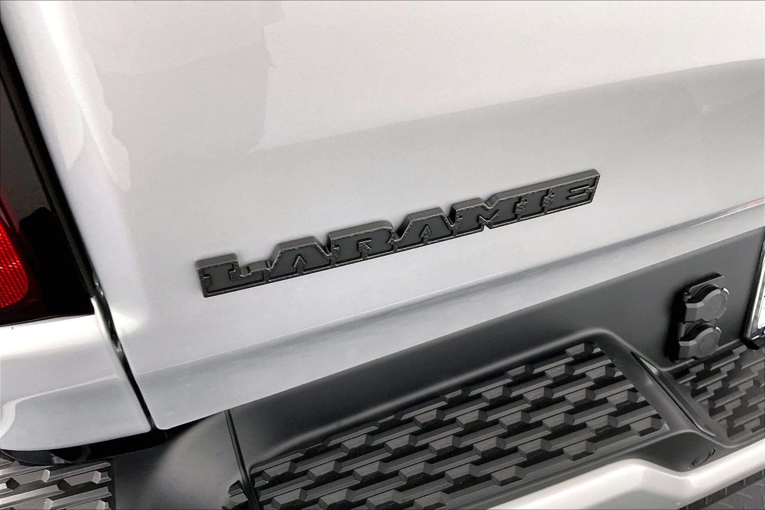 New 2027 RAM 1500 Laramie w/ Night Edition AWD/4WD image 17