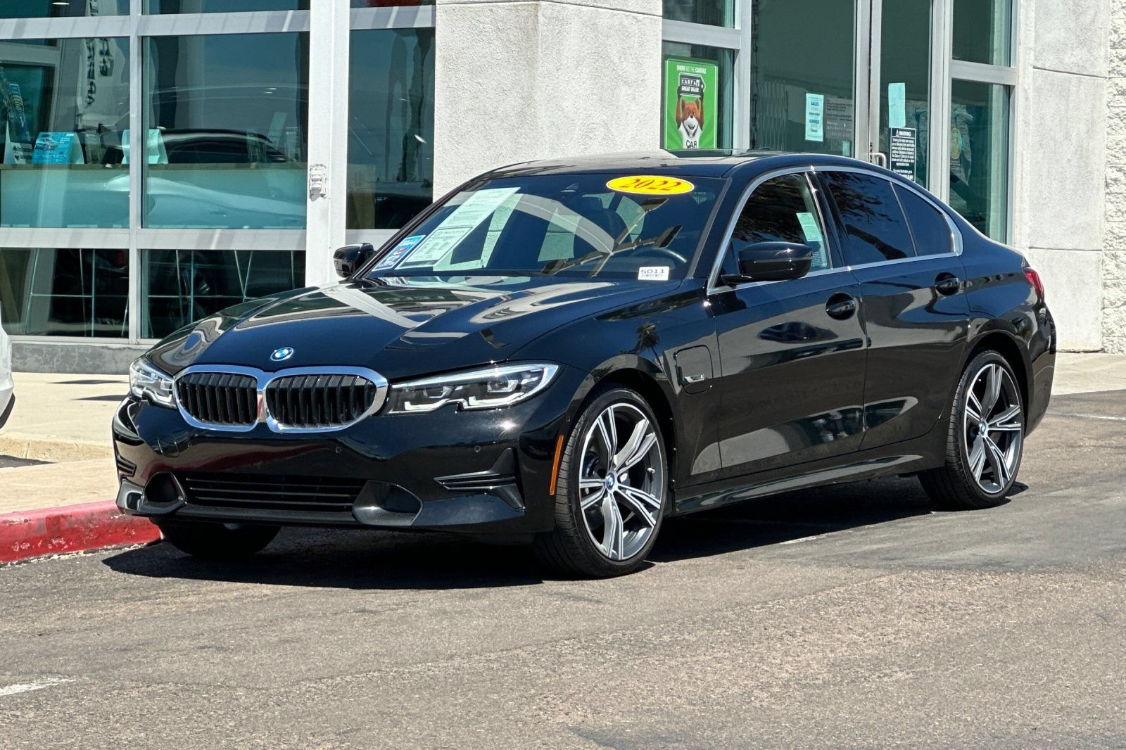 Used 2022 BMW 330e w/ Convenience Package RWD image 8