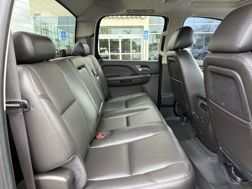 Used 2013 GMC Sierra 3500 Denali w/ Suspension Package, Off-Road image 27
