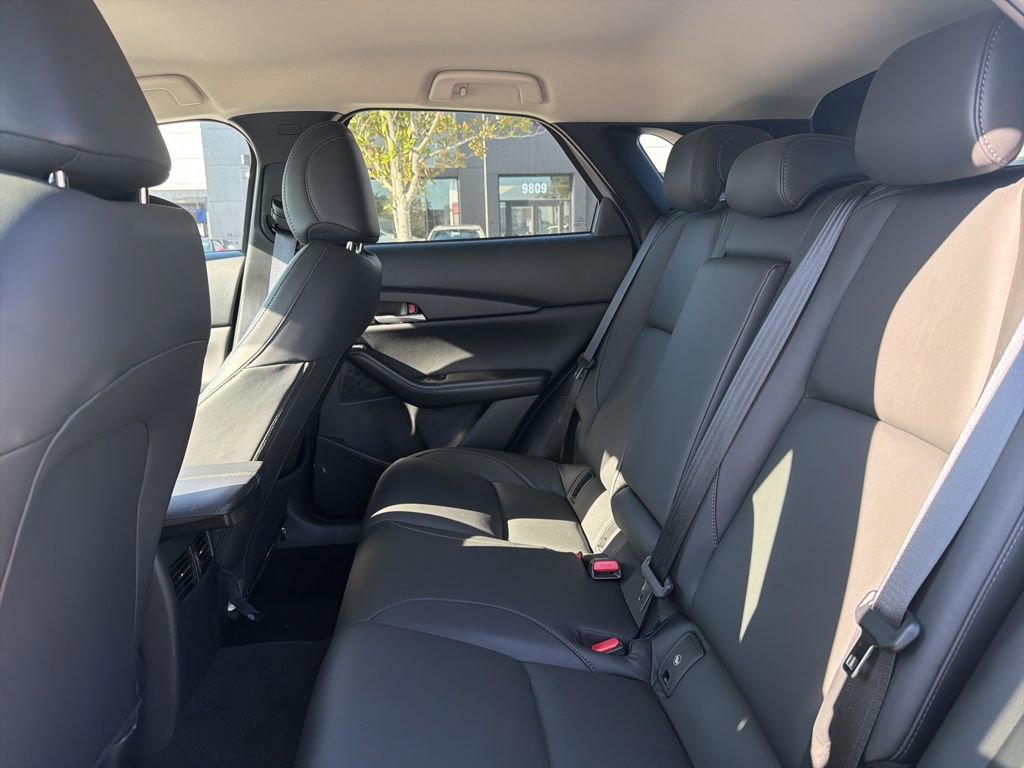 Certified 2025 MAZDA CX-30 AWD 2.5 S w/ Select Sport Pkg image 3