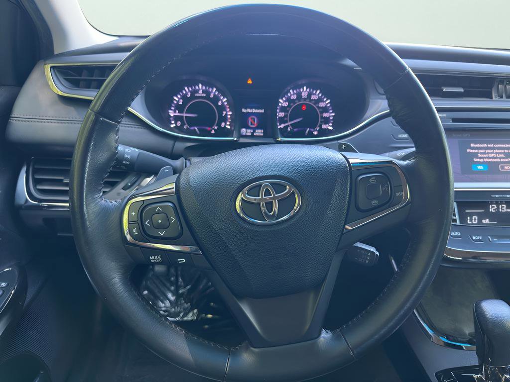 Used 2016 Toyota Avalon XLE image 41