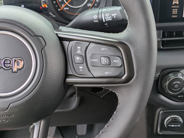 New 2025 Jeep Gladiator Sport image 21