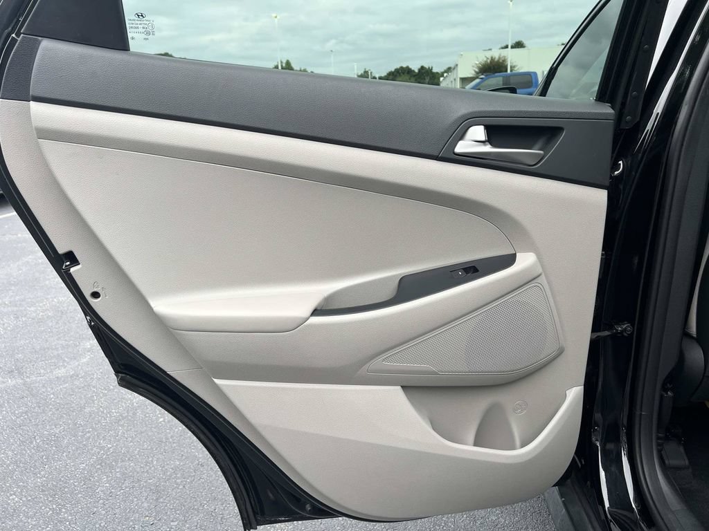 Used 2019 Hyundai Tucson Value w/ Cargo Package FWD image 11
