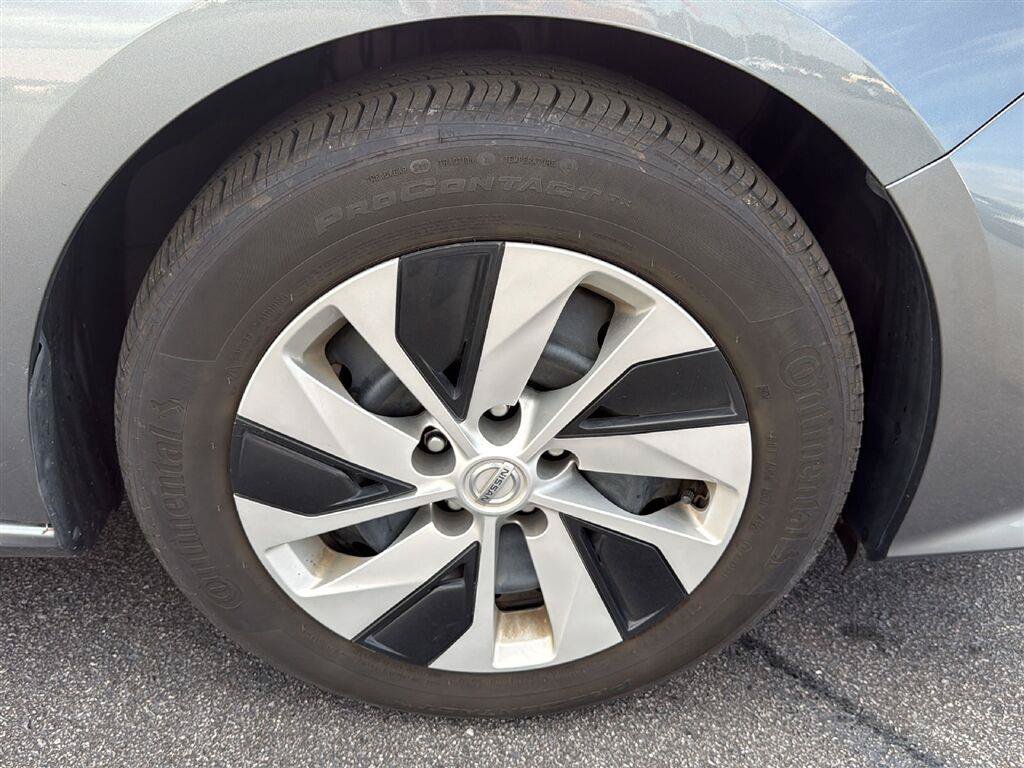 Used 2019 Nissan Altima 2.5 S FWD image 10