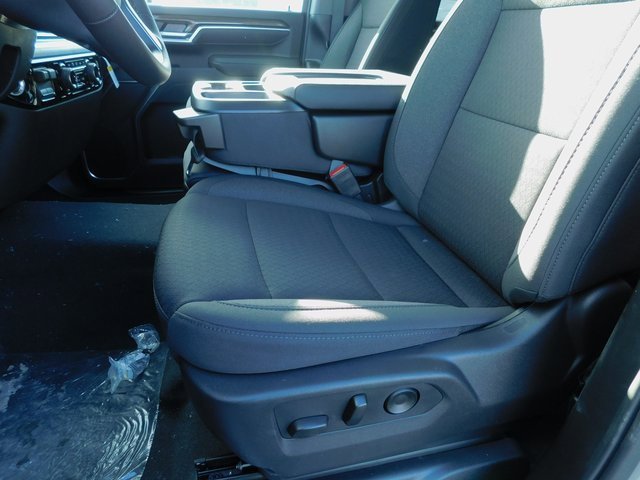 New 2026 Chevrolet Silverado 3500 LT image 25