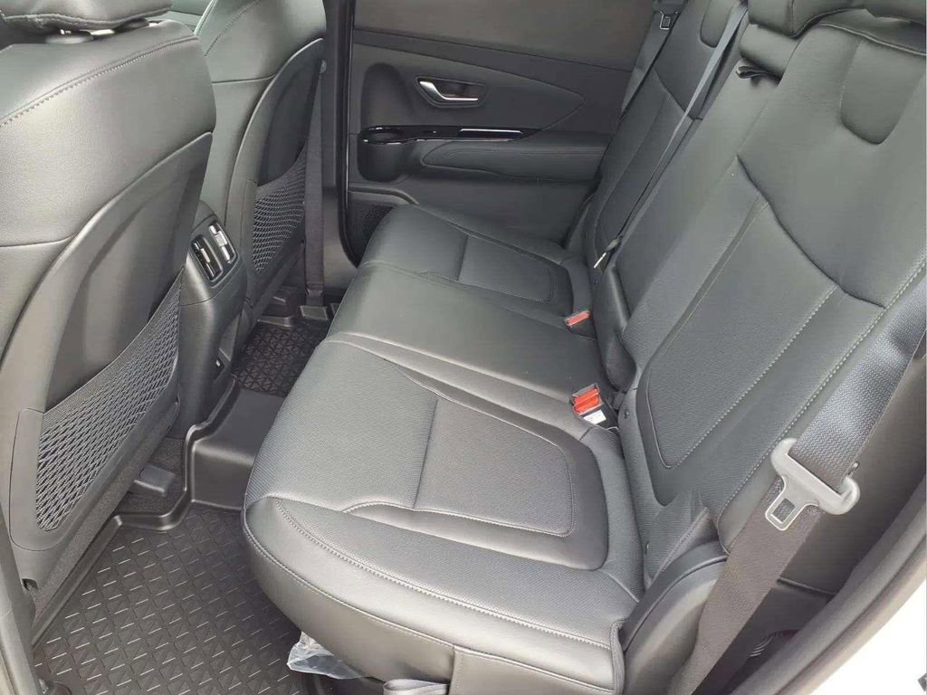 New 2026 Hyundai Santa Cruz Limited AWD/4WD image 14