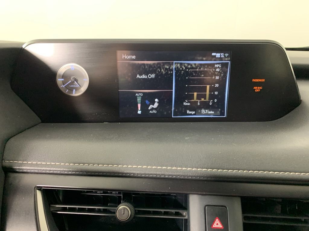 Used 2022 Lexus UX 200 w/ Accessory Package (Z1) image 24