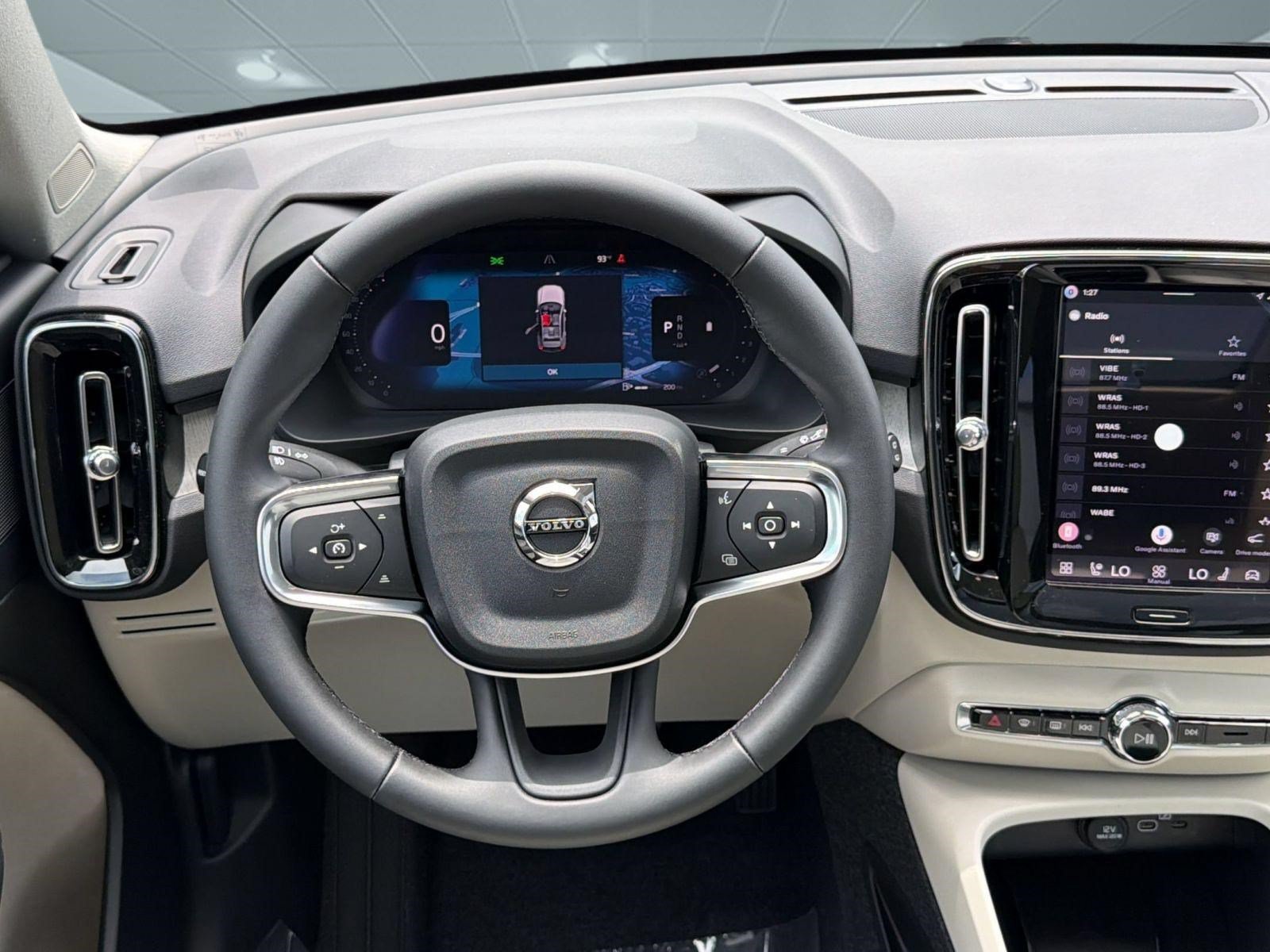 New 2026 Volvo XC40 B4 Plus w/ Climate Package FWD image 27