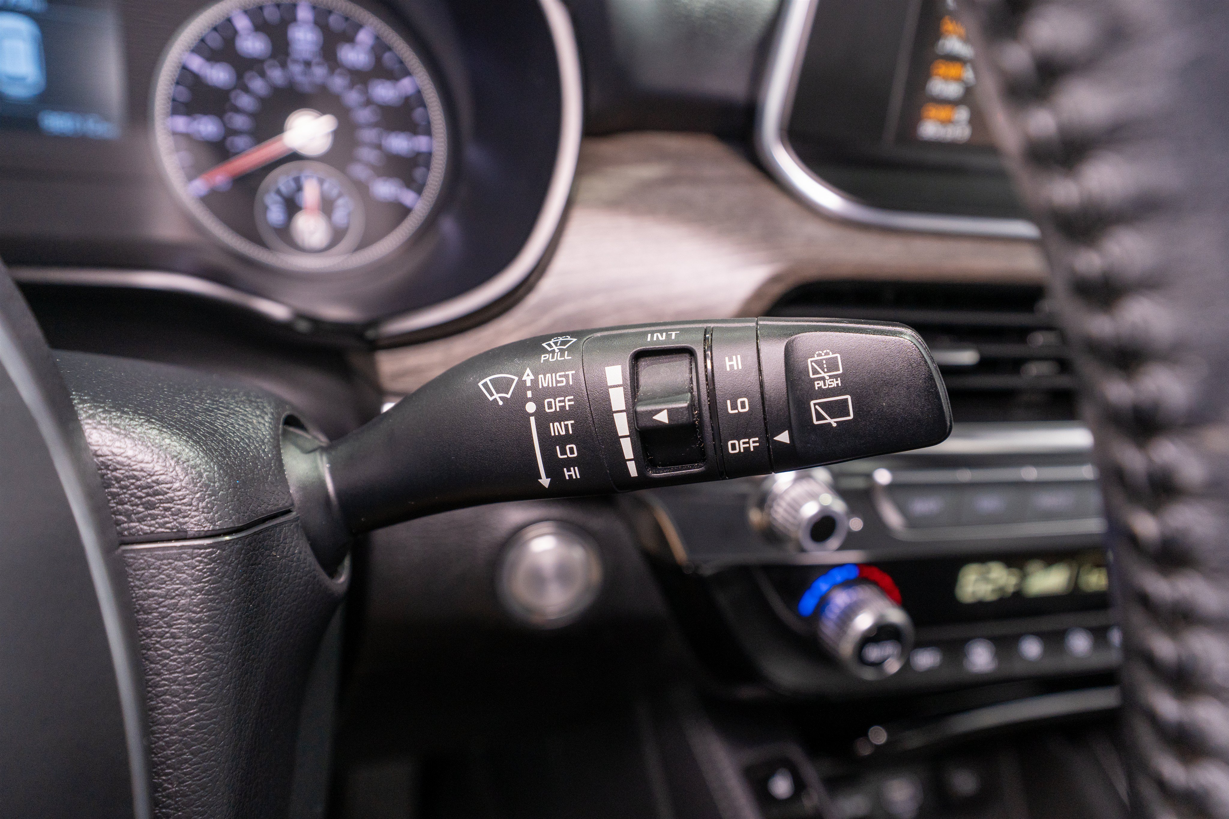 Used 2020 Kia Telluride EX w/ Towing Package FWD image 26