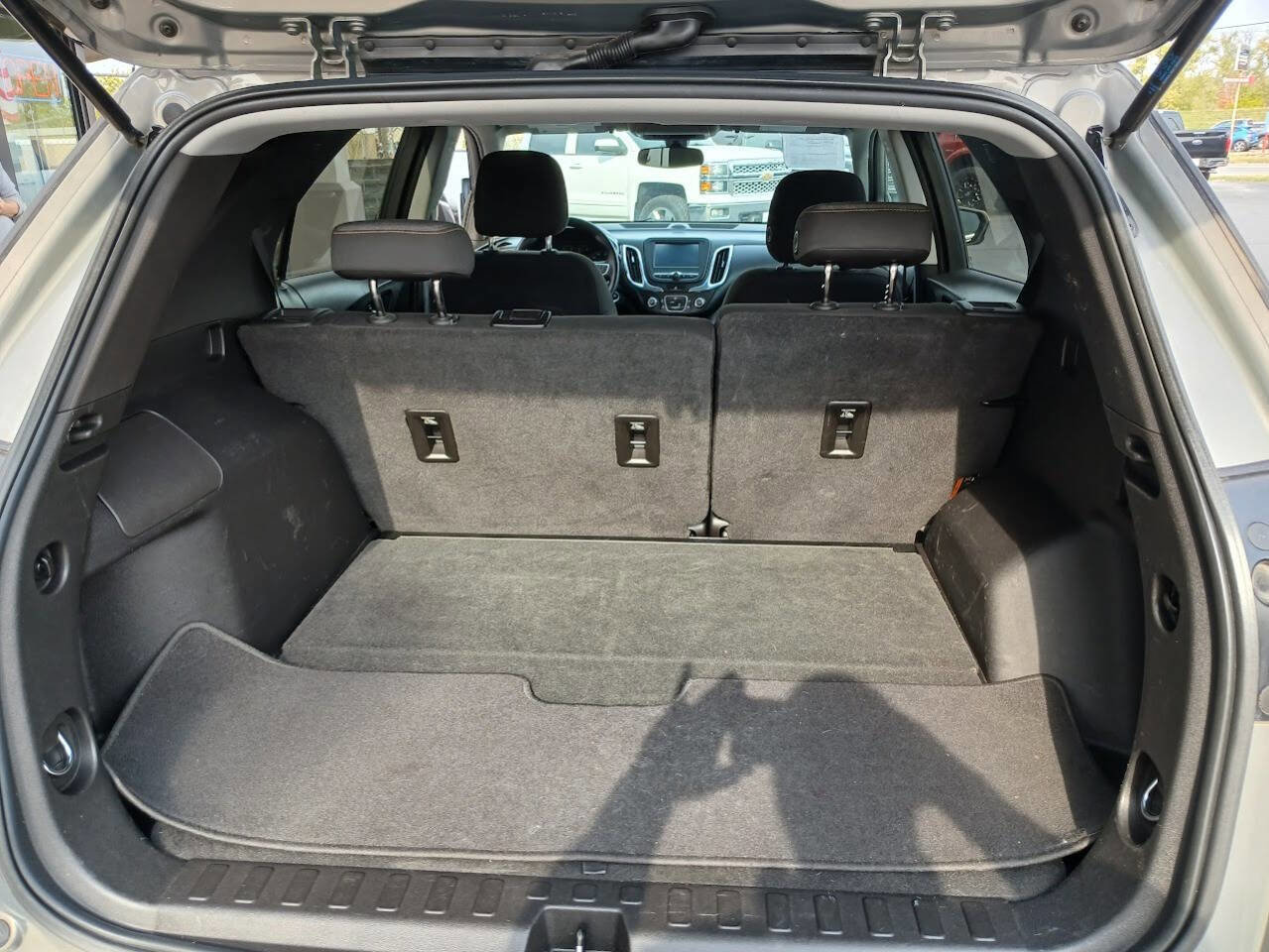 Used 2018 Chevrolet Equinox LT image 11