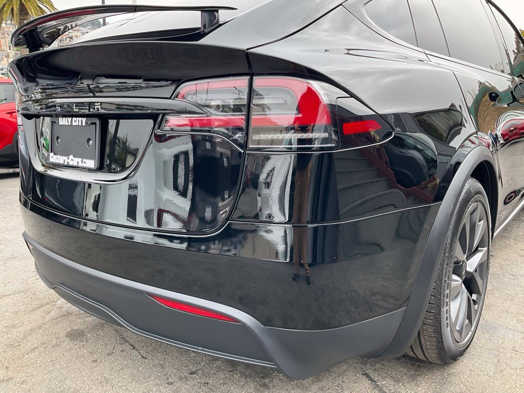 Used 2023 Tesla Model X AWD/4WD image 92