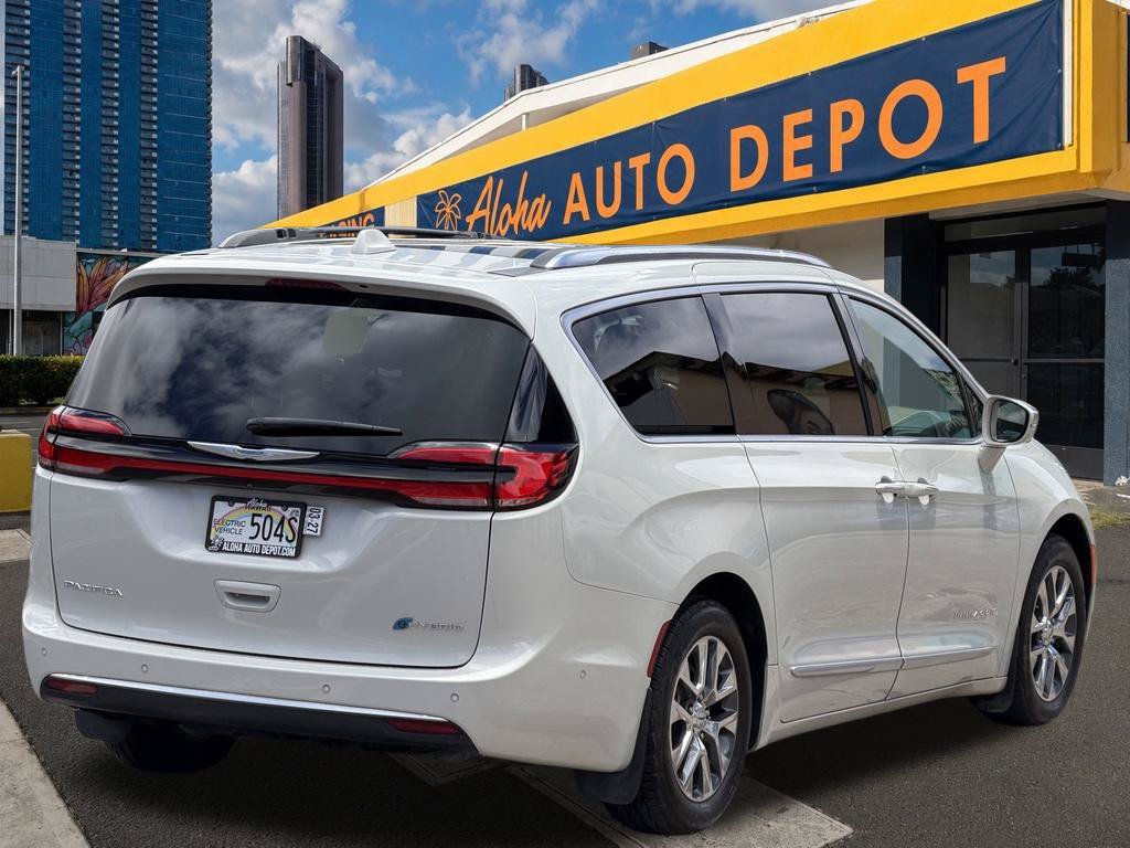 Used 2021 Chrysler Pacifica Pinnacle FWD image 5