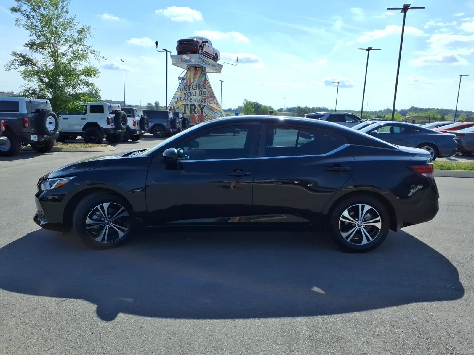 Used 2021 Nissan Sentra SV FWD image 6