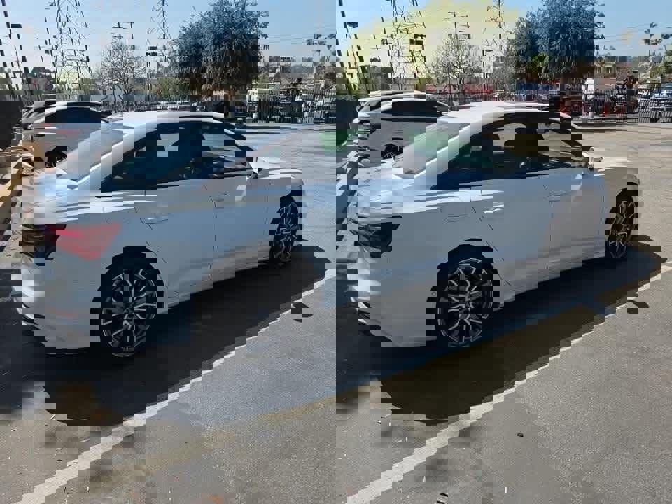 Used 2023 Audi A6 Premium Plus w/ Premium Plus Package image 4