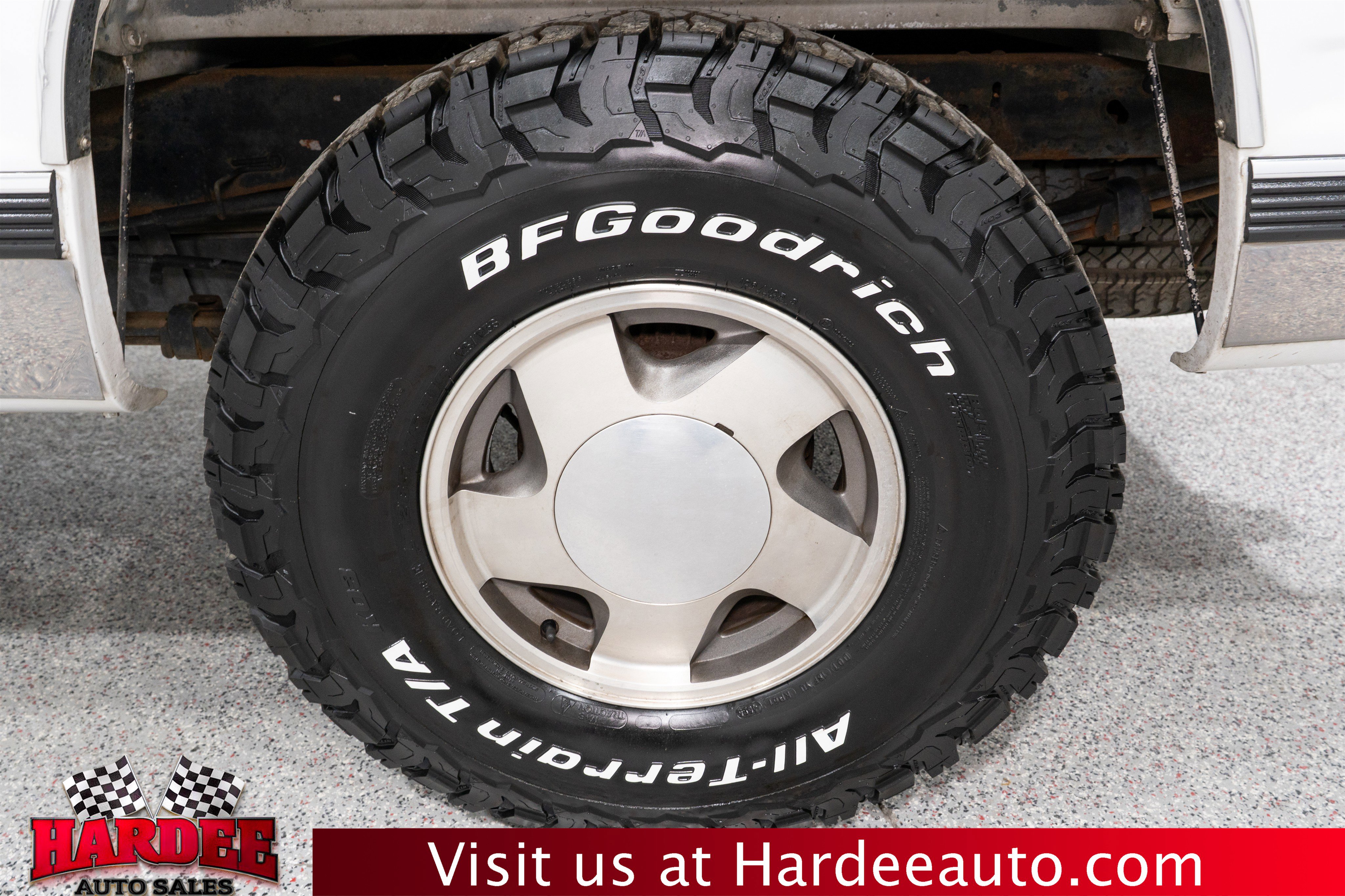 Used 1997 Chevrolet Silverado 1500 4x4 Extended Cab w/ Preferred Equipment Group 2 image 10