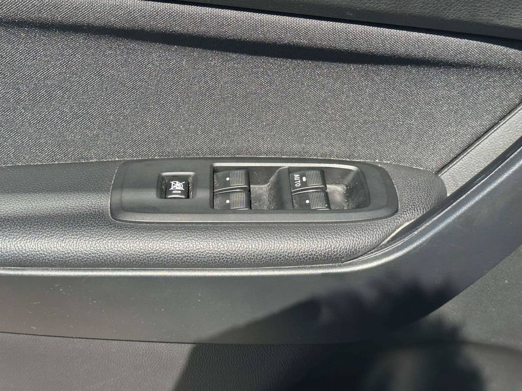 Used 2023 Ford Ranger XLT w/ Equipment Group 301A Mid AWD/4WD image 17