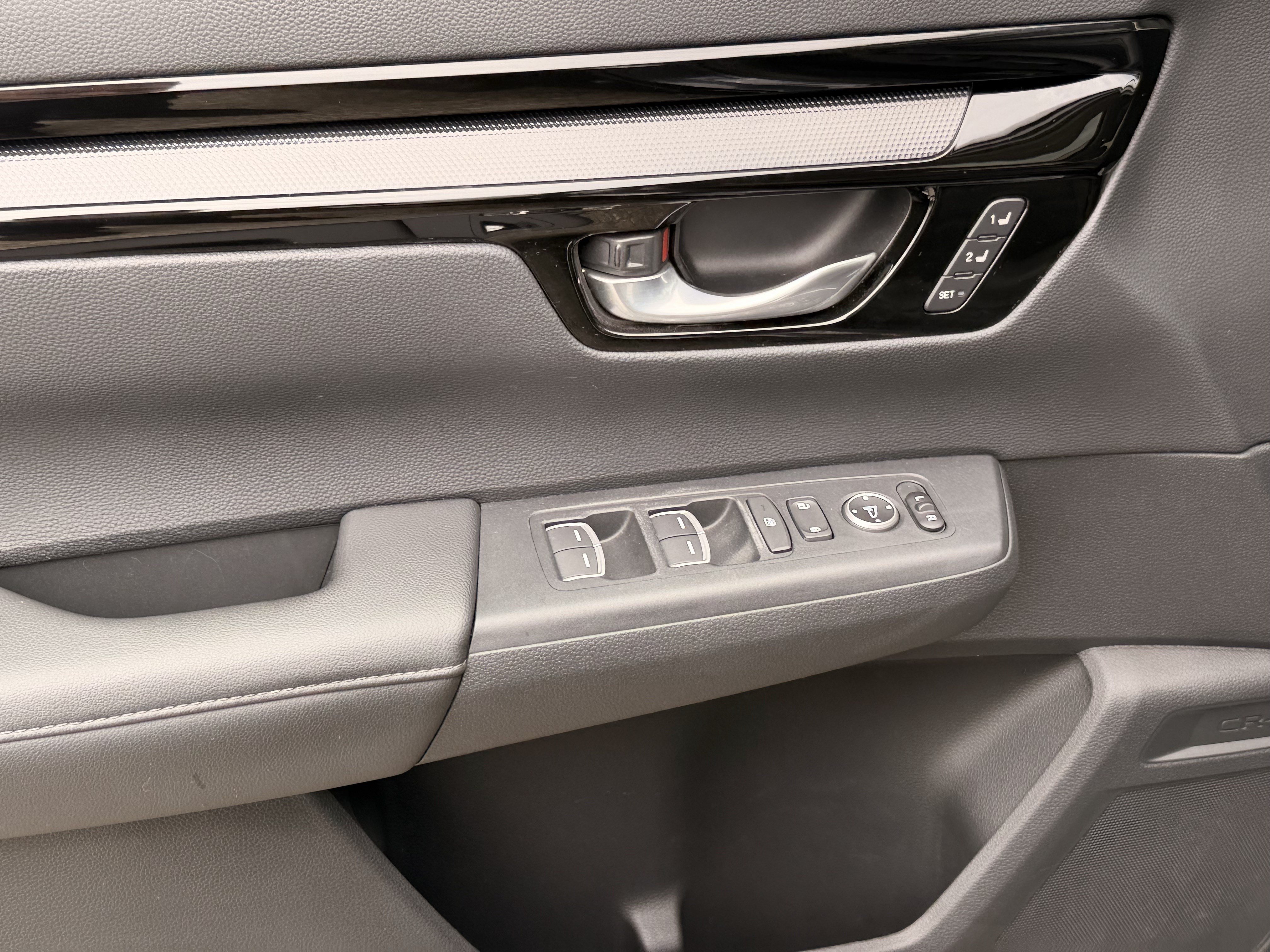 Used 2023 Honda CR-V EX-L image 11