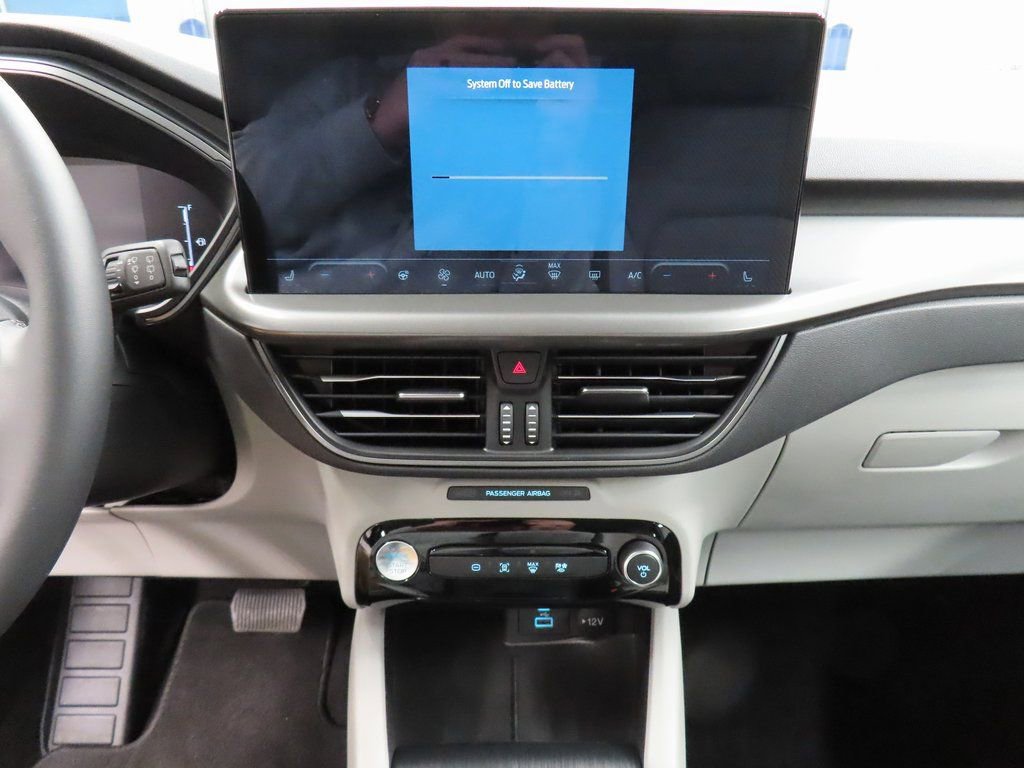 Used 2023 Ford Escape SE image 14