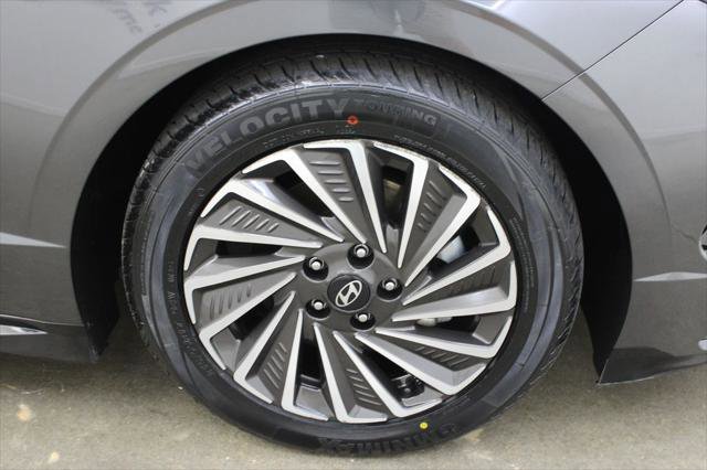 Used 2025 Hyundai Sonata SEL FWD image 27
